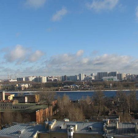 Отель Sunny Flat River View Санкт-Петербург Экстерьер фото